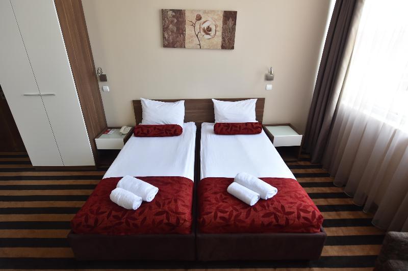 Balkan Hotel Garni Beograd Ngoại thất bức ảnh
