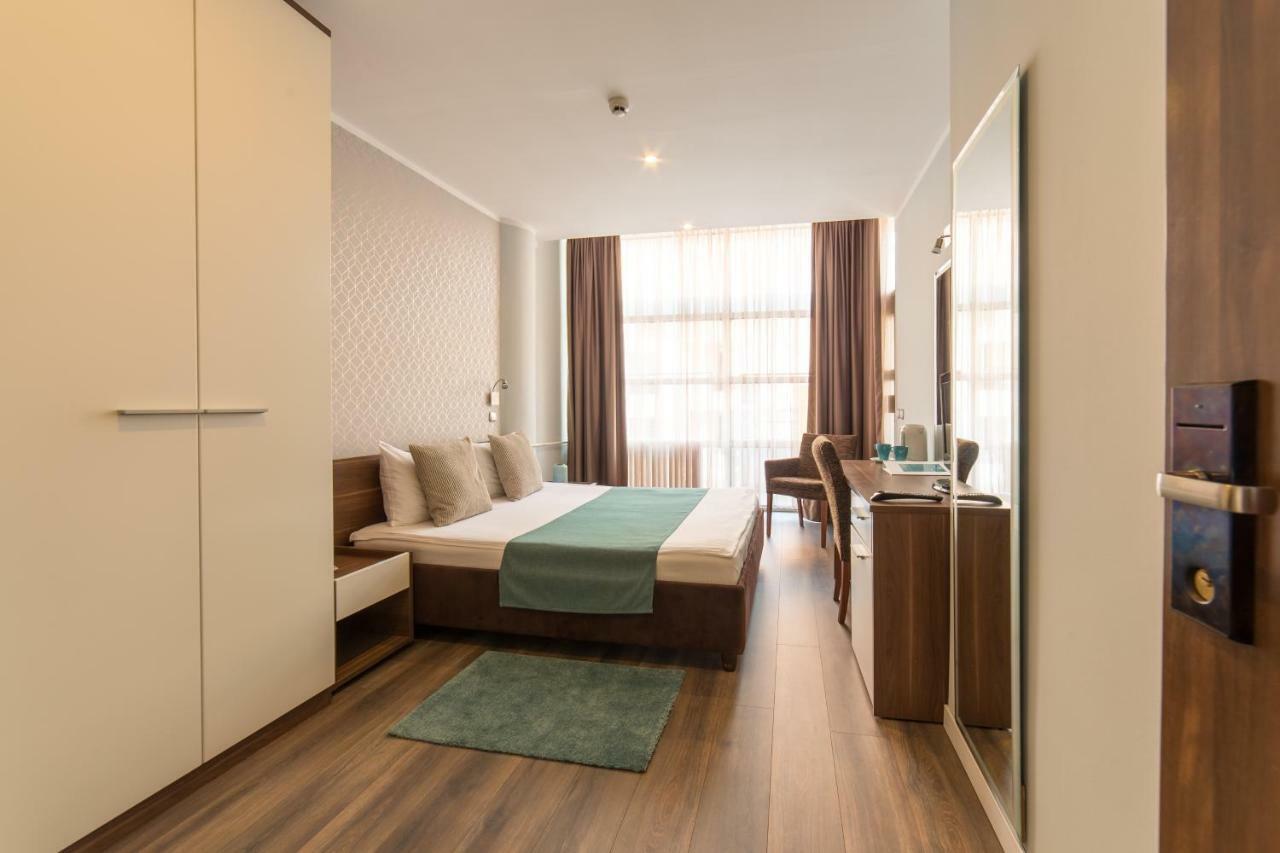 Balkan Hotel Garni Beograd Ngoại thất bức ảnh